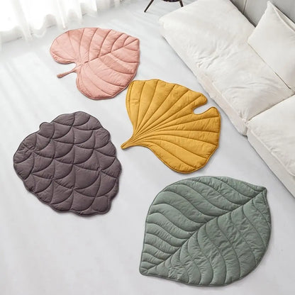 Leaf-Shaped Pet Mat